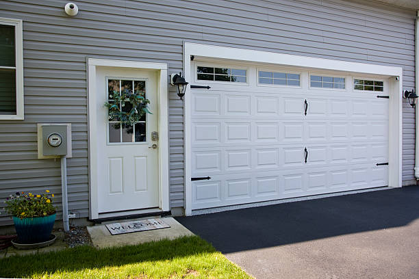 24/7 Emergency Garage Door Panel Replacement experts in Monroe, LA